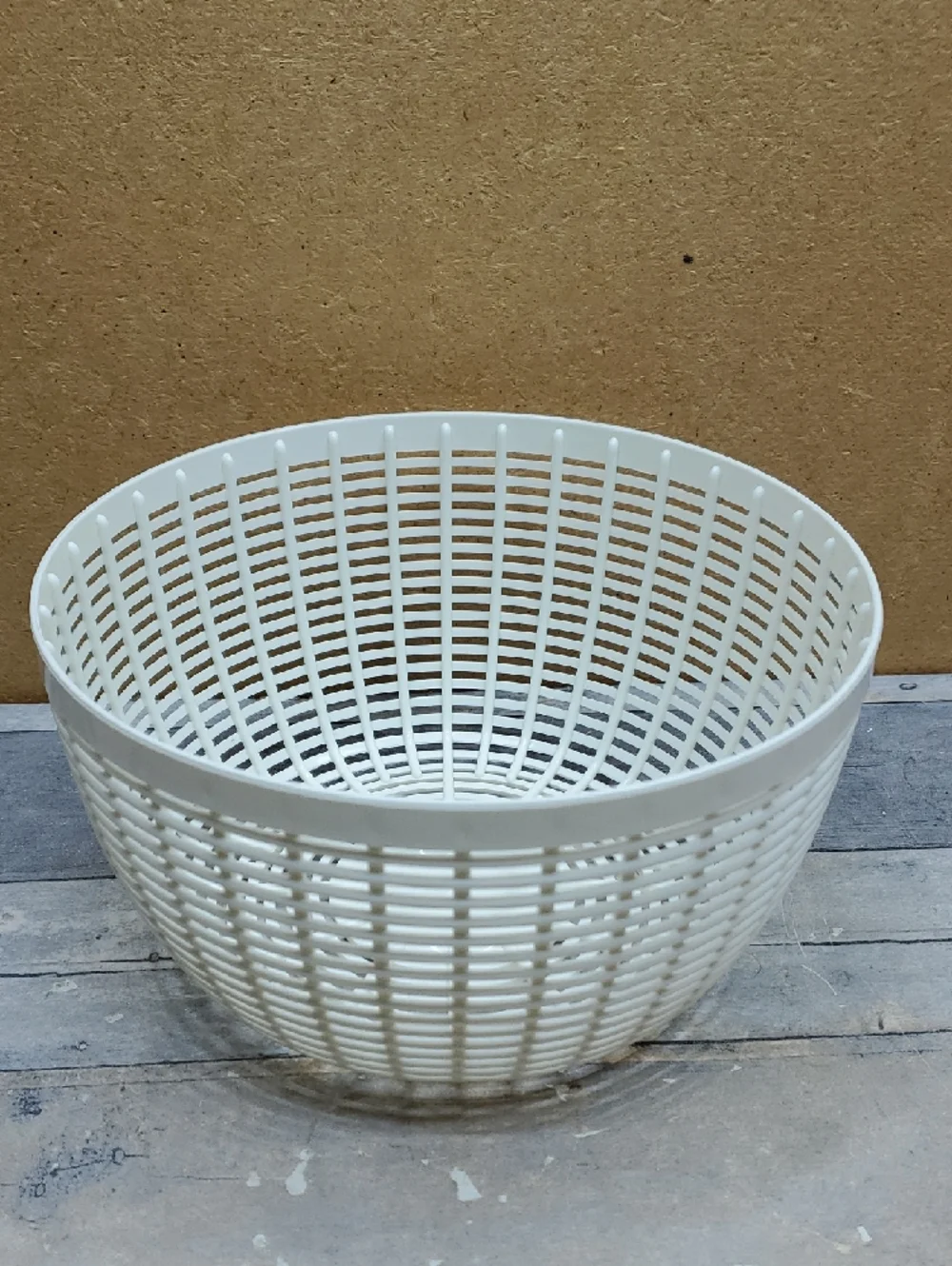 Clear OXO Good Grips  Salad Spinner 7.5 Inches with lid